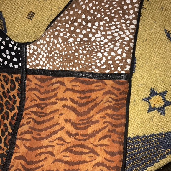 Vintage Leather Safari Bag - Picture 9 of 10